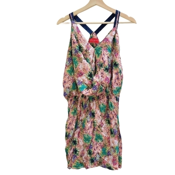 Keyhole Akira Chicago Red Label Dress with Asymmetrical Shoulder Straps - Picture 1 of 6